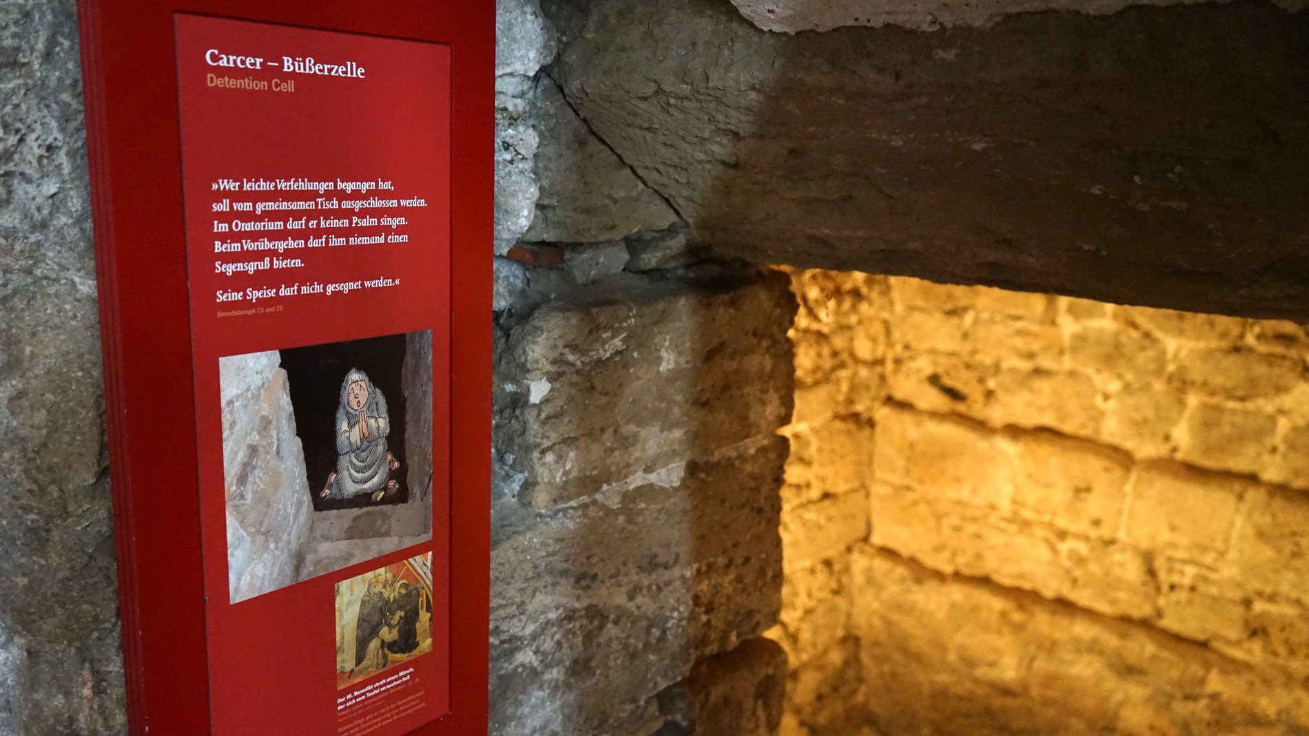 Blick in die Büßerzelle