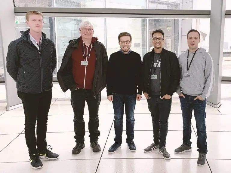 Fünf Akteure im Umfeld der Freiwilligenagentur Jugend-Soziales-Sport e.V. in Wolfenbüttel. 