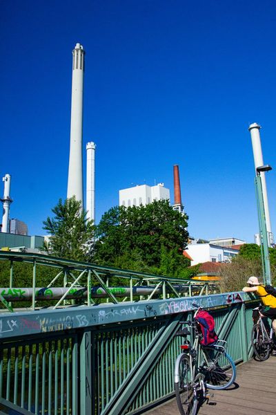 Am nördlichen Ringgleis trifft Technik auf Natur.