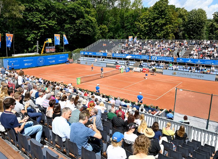 Vollbesetzte Zuschauerränge beim Braunschweiger ATP-Turnier