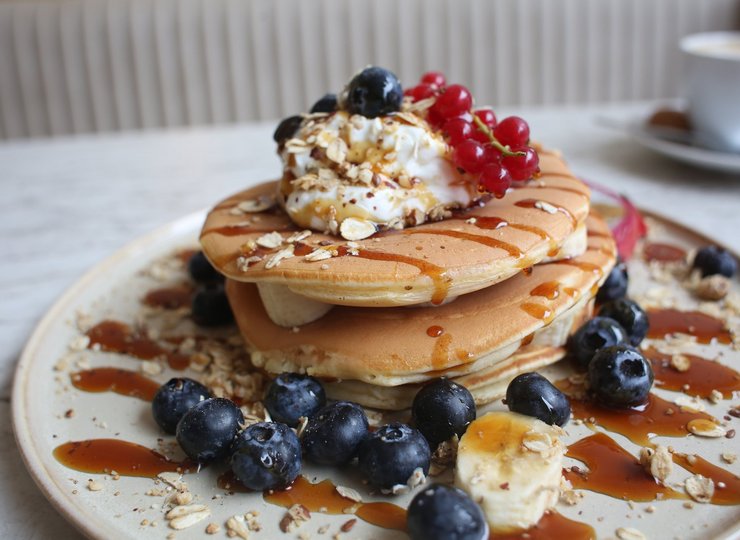 Die Pancakes sind der Dauerbrenner im Café Einheimisch.