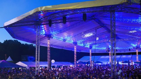 Tolles Ambiente bei den Live-Konzerten während der BRAWO OPEN.