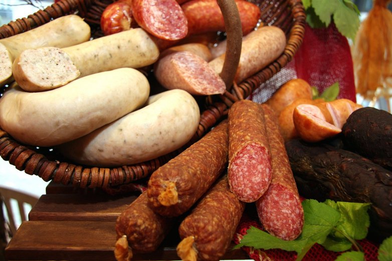 Wurst-Spezialitäten aus dem Harz bei der Fleischerei Kluß: Ein Genuss.