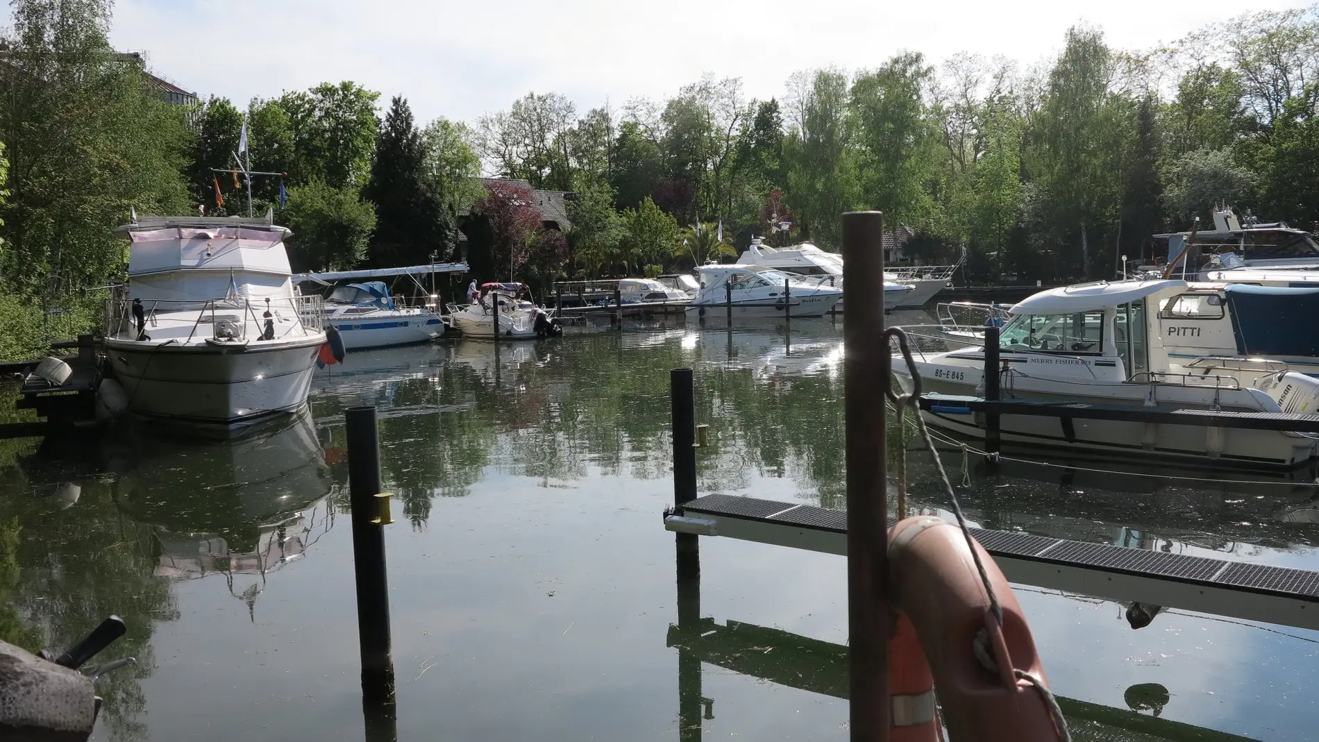 Der Yachthafen Wedtlenstedt.