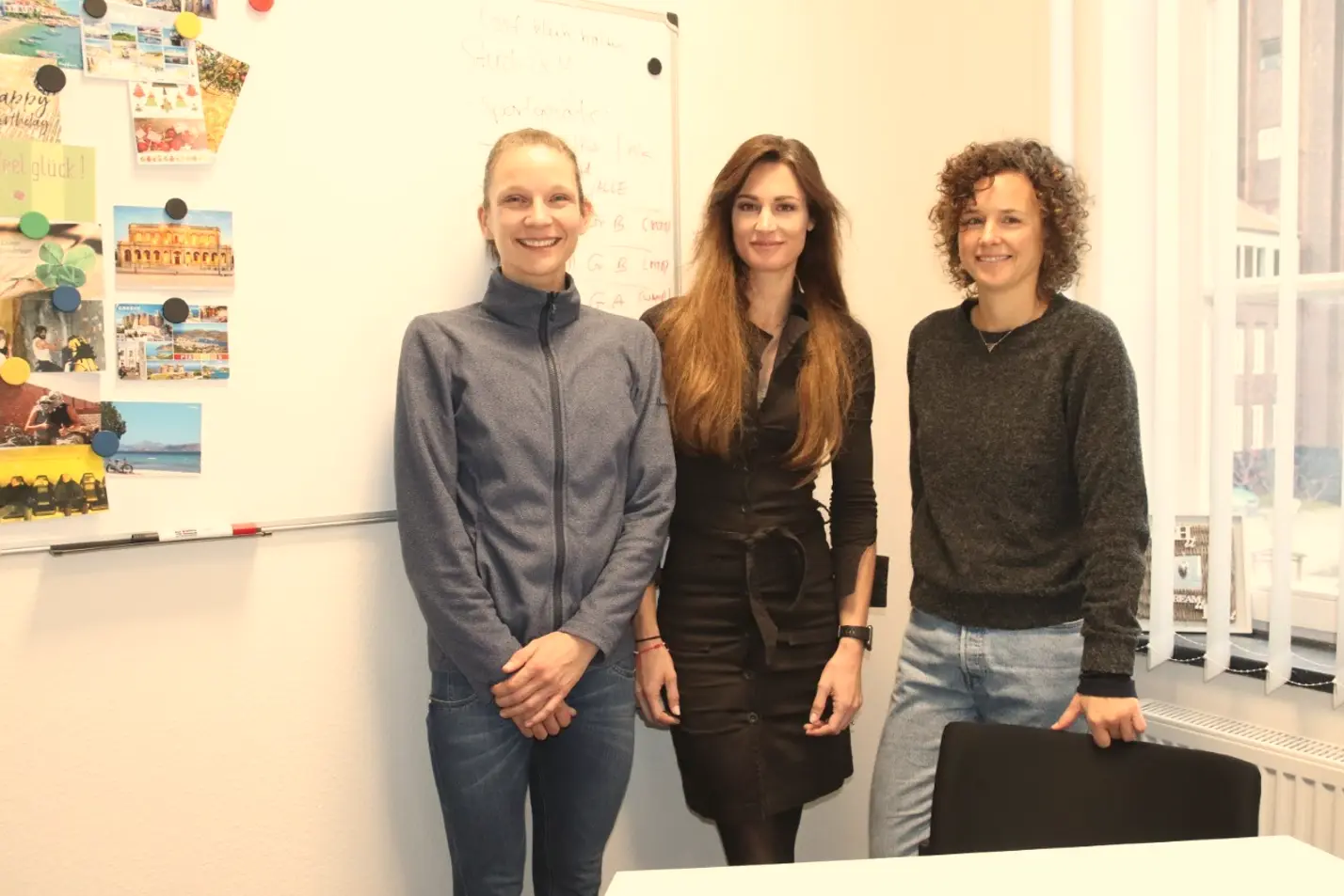 Luisa Merkel, Esther Serwe-Pandrick und Nicola Böhlke vom Institut für Sportwissenschaft und Sportpädagogik.