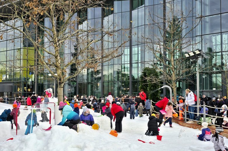 Winterzauber Autostadt Wolfsburg Schneegestöber