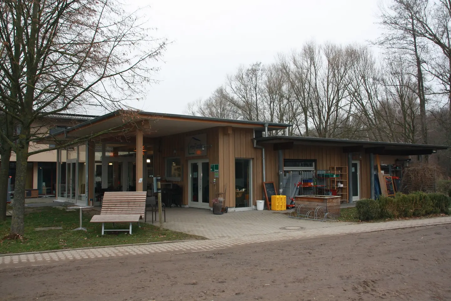 Fast täglich geöffnet ist das Café.