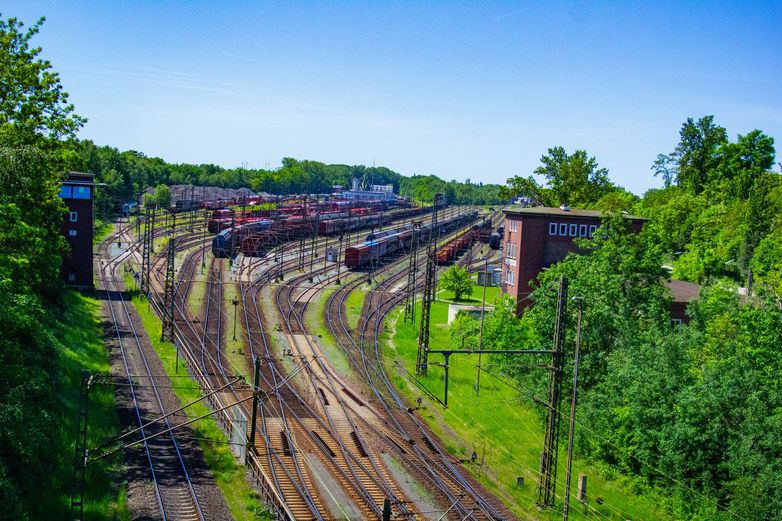 Das südliche Ringgleis wird passend auch als das BAHNgleis bezeichnet.