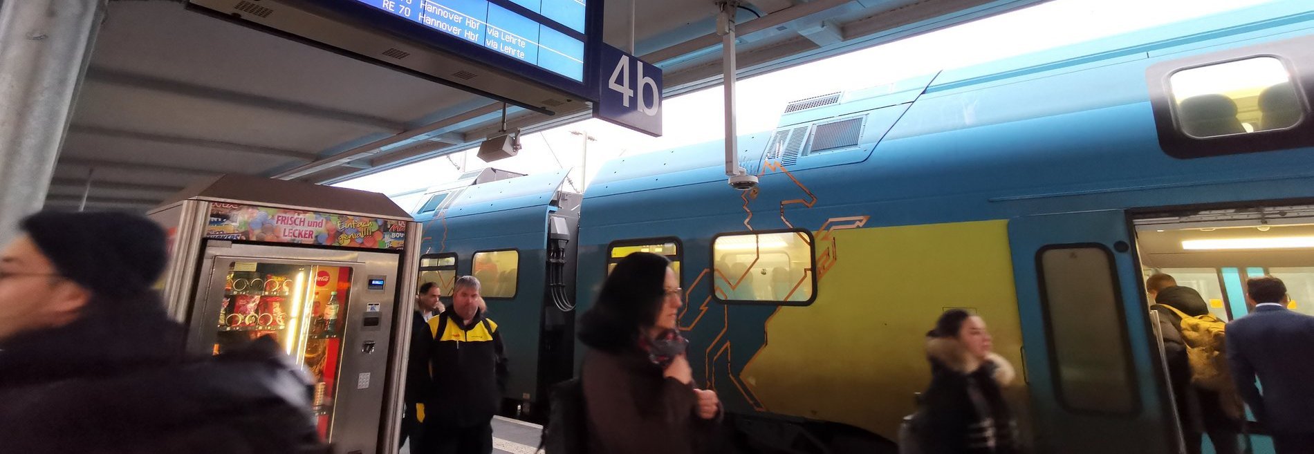 Der RE 70 ist eingefahren. 