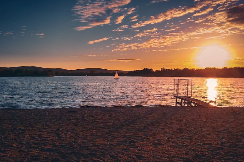 Der Salzgittersee bei Sonnenuntergang.