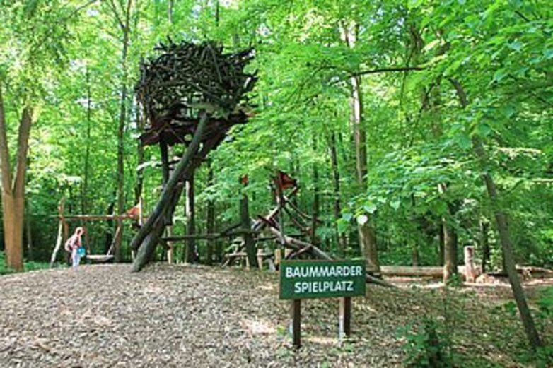 Der Baummarder Spielplatz im Otterzentrum