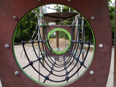 Ottos Hof-Klettertunnelkombi in Peine.