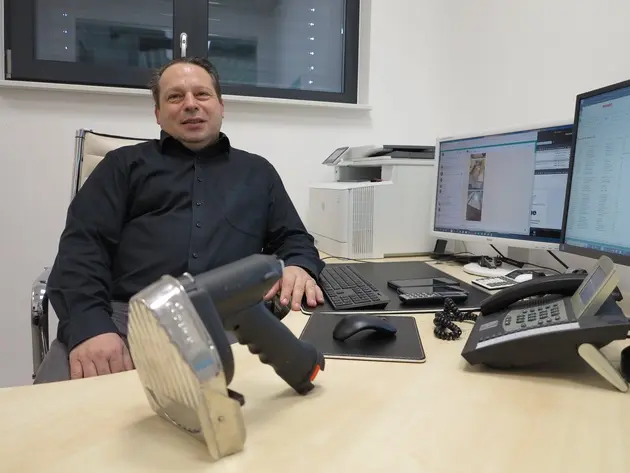 Cengiz Ümit in seinem bescheidenen Braunschweiger Büro.