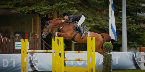 050816_foto_reitturnier-allersehl_springreiter1_tierfotografie-huber_web-web