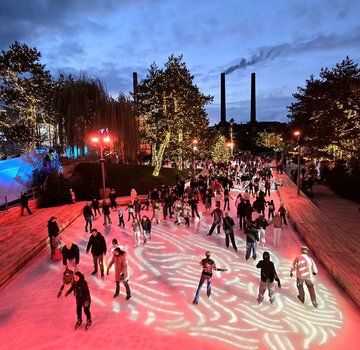 Winterzauber Autostadt Wolfsburg Eisdisco (Bildrechte: Beate Ziehres)