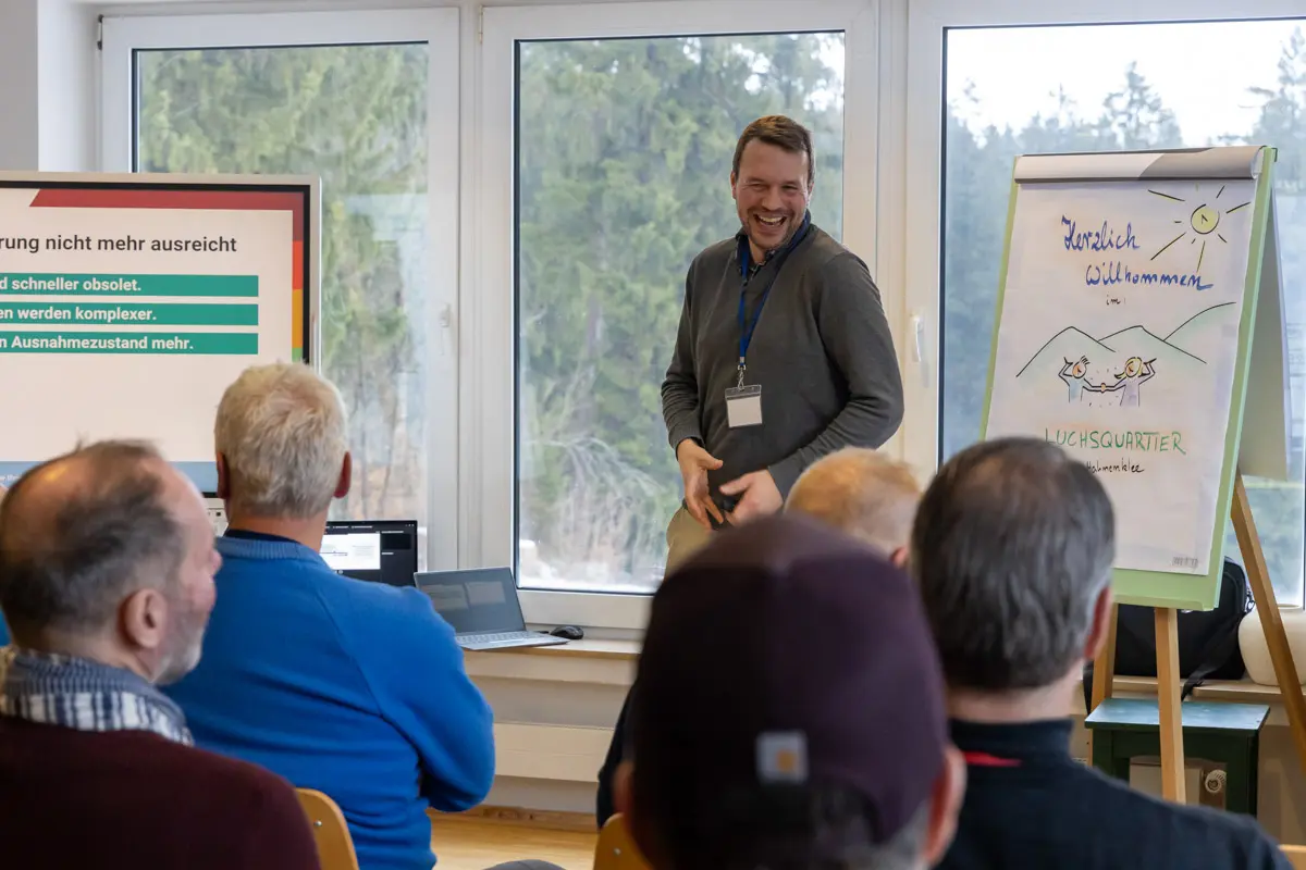 Die Vorträge im Anschluss an die Wanderung boten nicht nur Aufschlussreiches, sondern auch Unterhaltung.