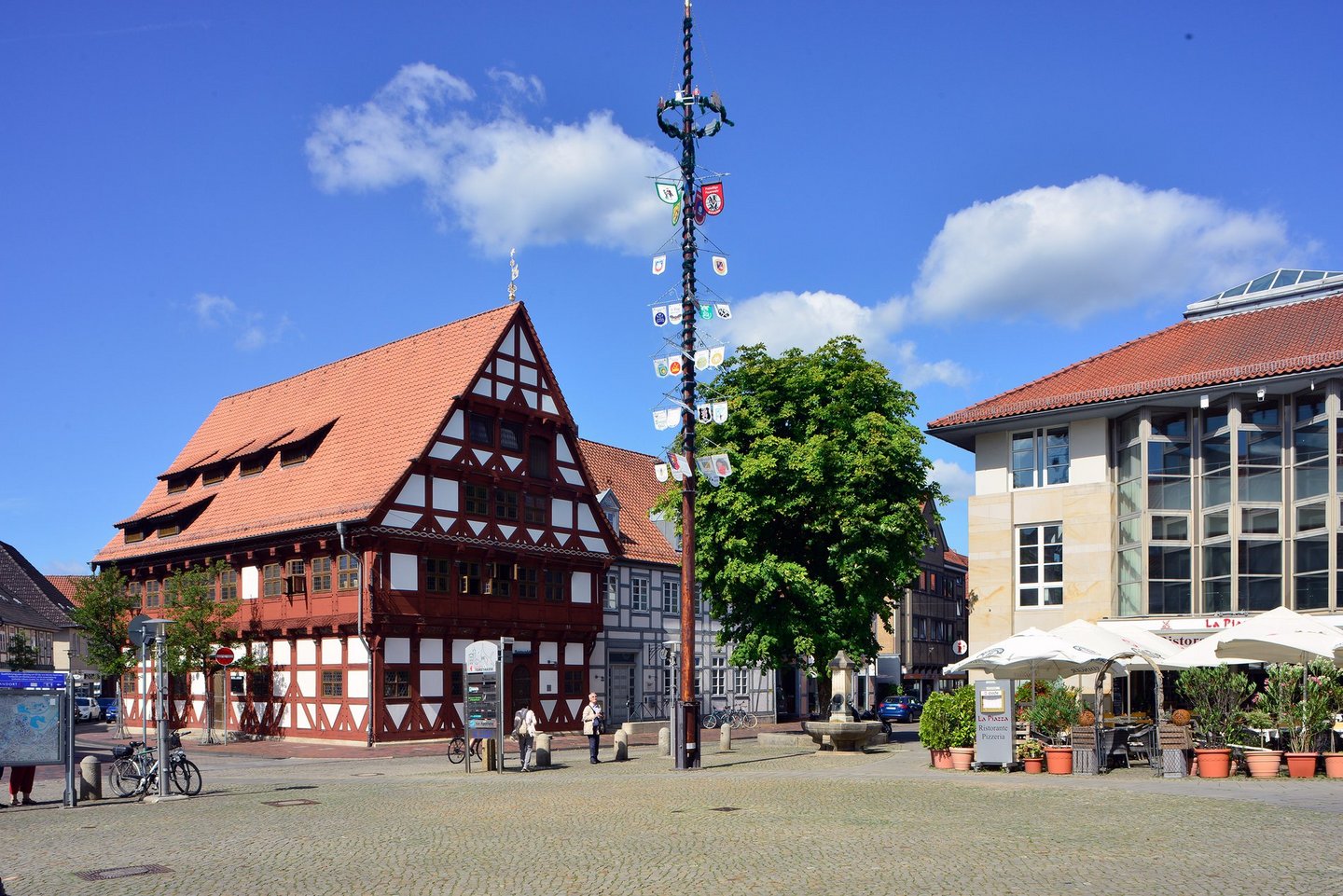 Man blickt auf den Marktplatz in Gifhorn
