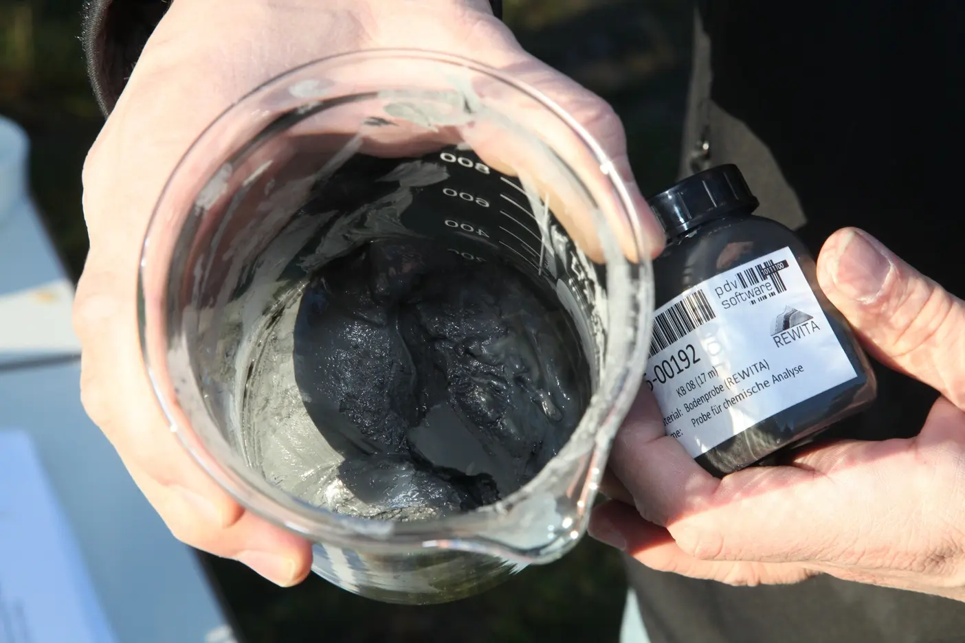 Wertstoffhaltiger Schlamm aus dem Bollrich-Bergeteich 