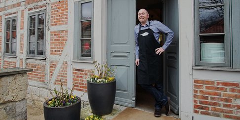 230317_Foto_AtelierCafe_Tobias_Senft_LisaBertram_Bloggerin_web