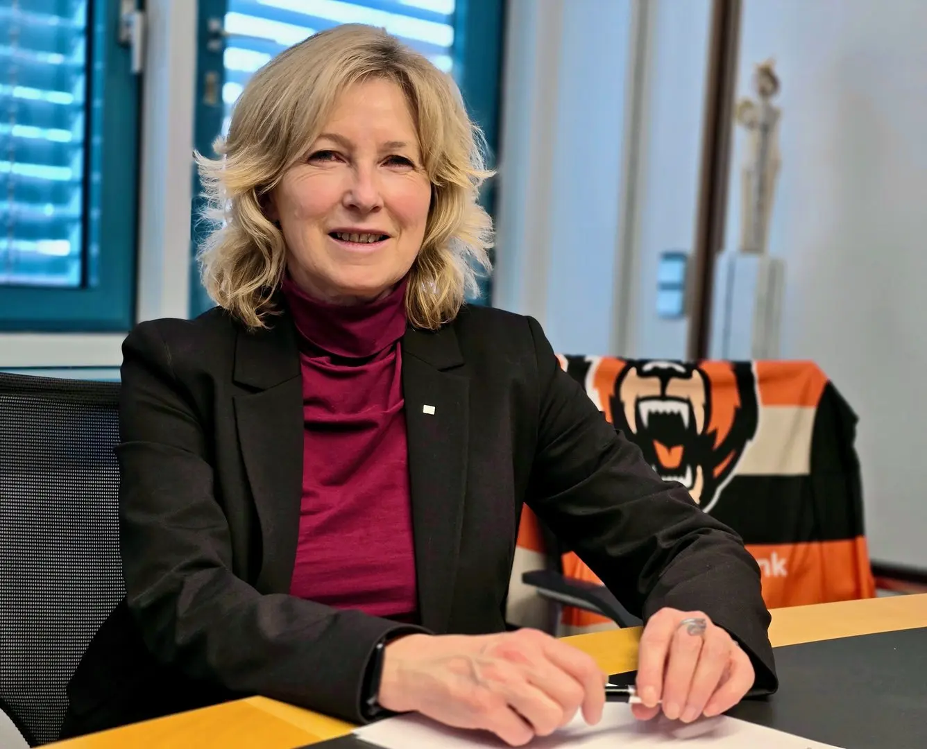 Im Gespräch verrät Claudia Kayser, Leiterin der Direktion Wolfsburg der Volksbank BRAWO, welche Rolle netzwerken für sie spielt.