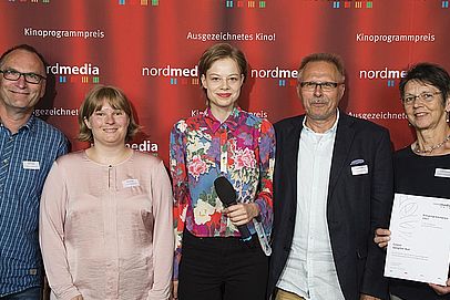 Glückliche Gesichter bei der Verleihung des Kinoprogrammpreis 2018 der Nordmedia.