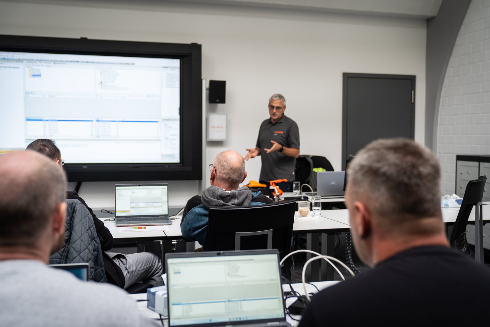 … und die Seminarteilnehmer lauschen gebannt.