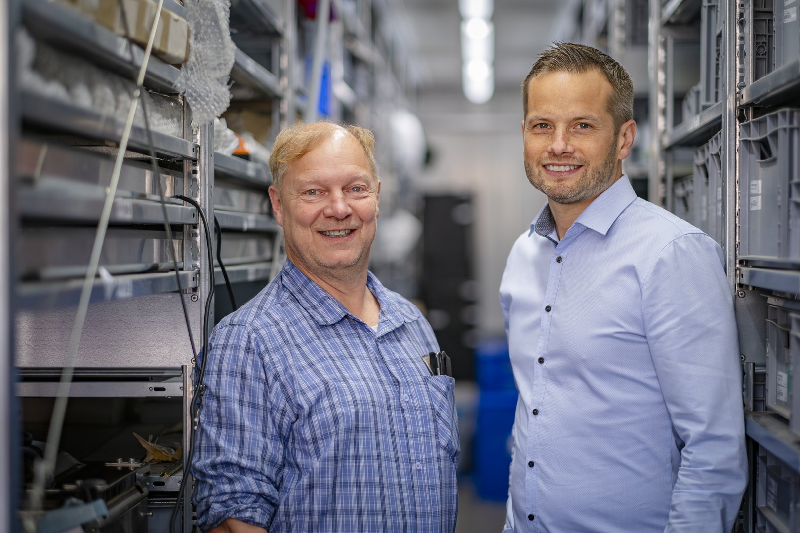 Der ehemalige Geschäftsführer Dr. Elmar Böhm (l.) und der neue Geschäftsführer Tarek Abram (r.).