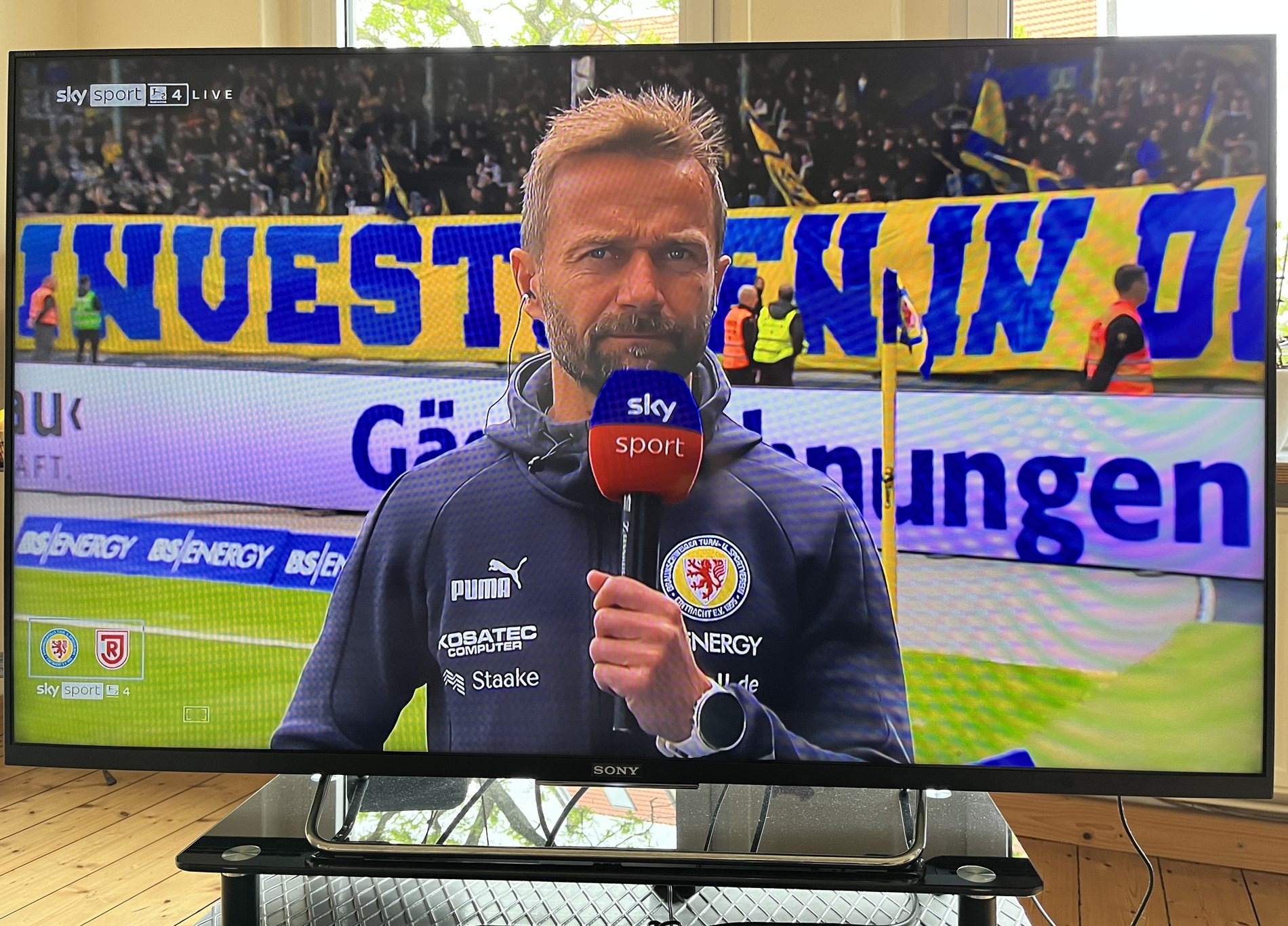 Ratlos nach dem Spiel: Eintracht-Trainer Michael Schiele.