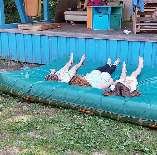 Hier dürfen Kinder auch mal faulenzen, wenn ihnen der Sinn danach steht.